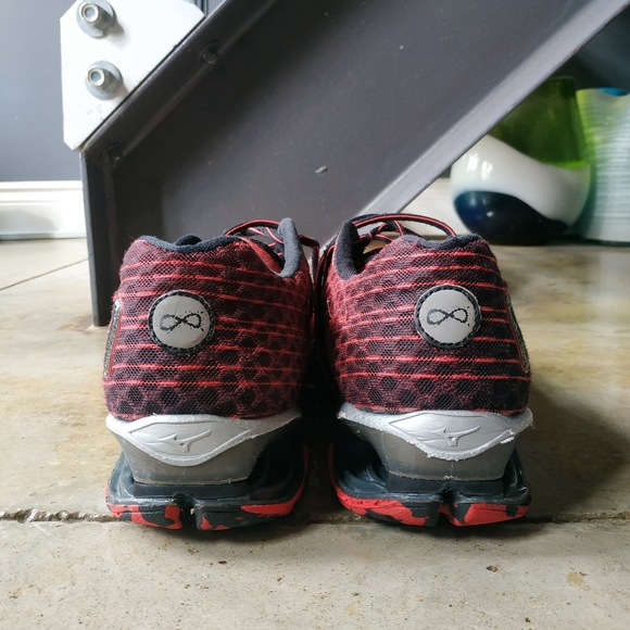 Mizuno Wave Prophecy 4 - Picture 4 of 6